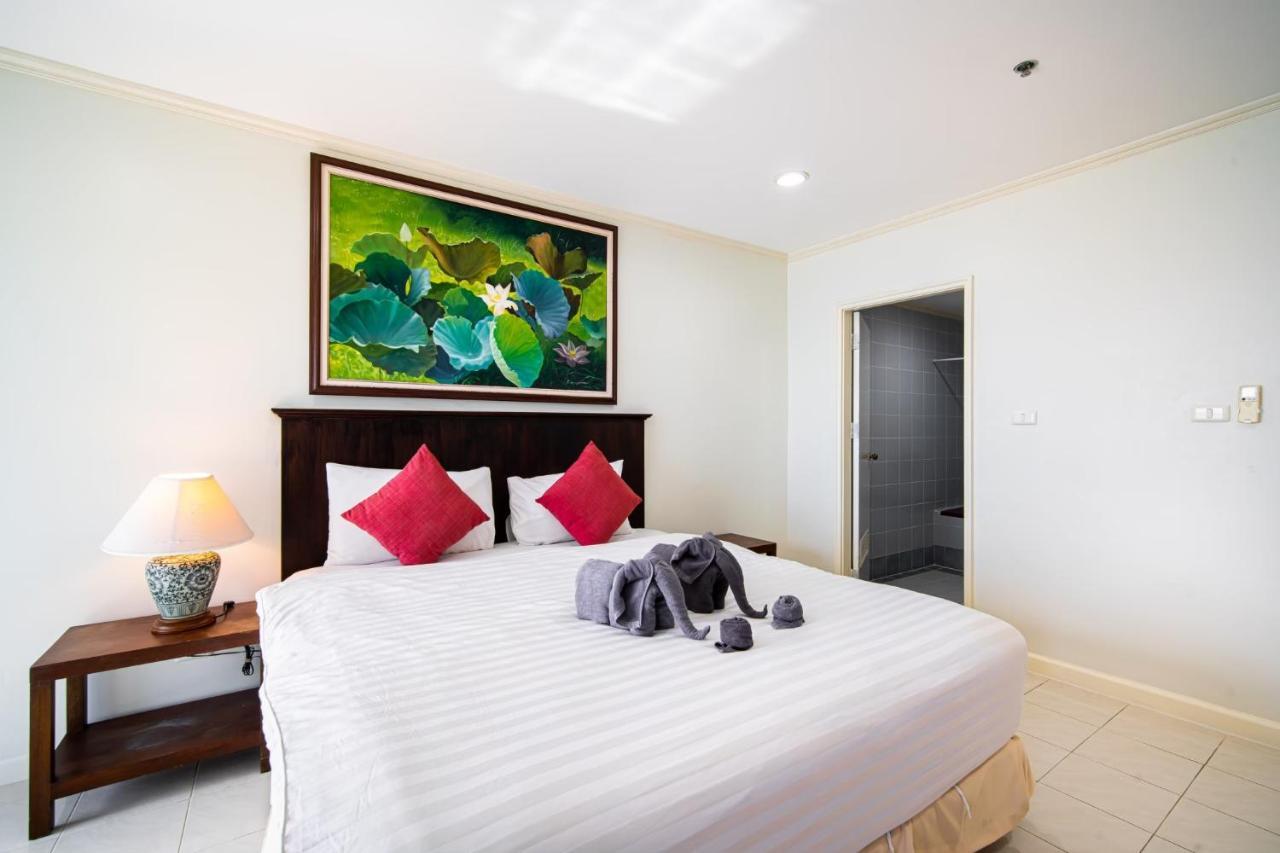 Patong Tower Beach Apartment By Seesea Exteriör bild